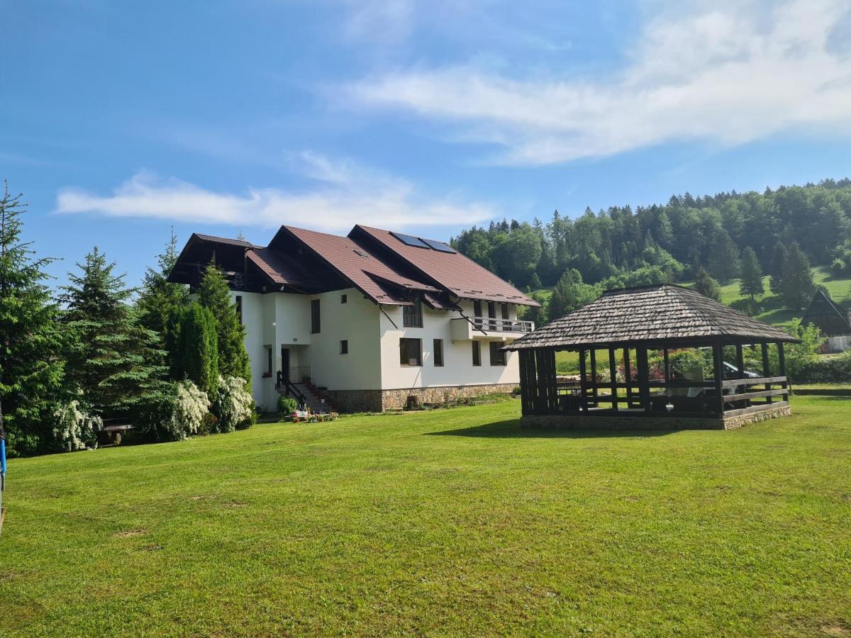 Hotel Casa Voroneț Exterior foto